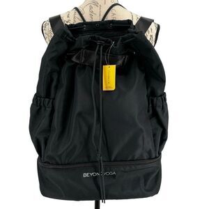 Beyond Yoga Convertible Gym Bag Backpack Black NWT